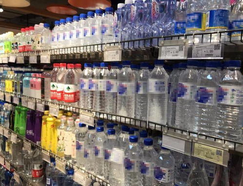 超市疑云 北漂女白領(lǐng)16次大量購水的背后